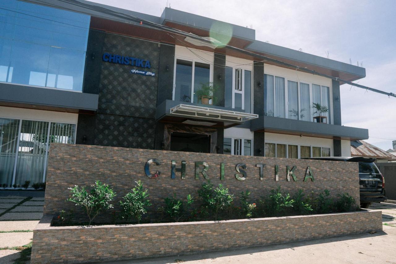 Christika Homestay Labuan Bajo Exterior foto