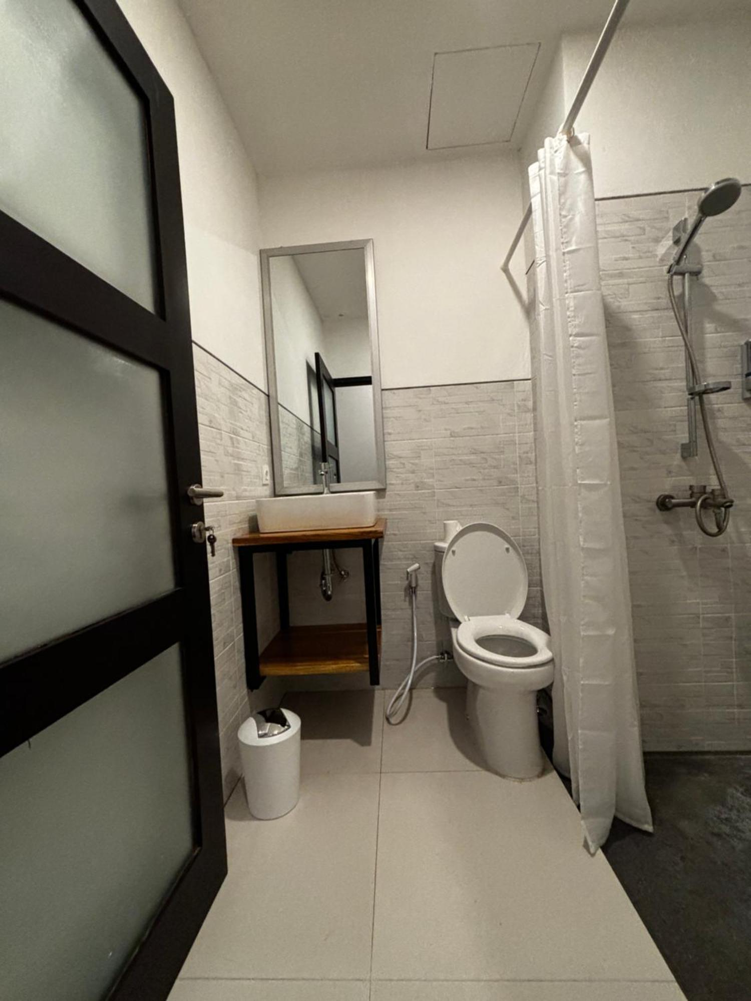 Christika Homestay Labuan Bajo Exterior foto